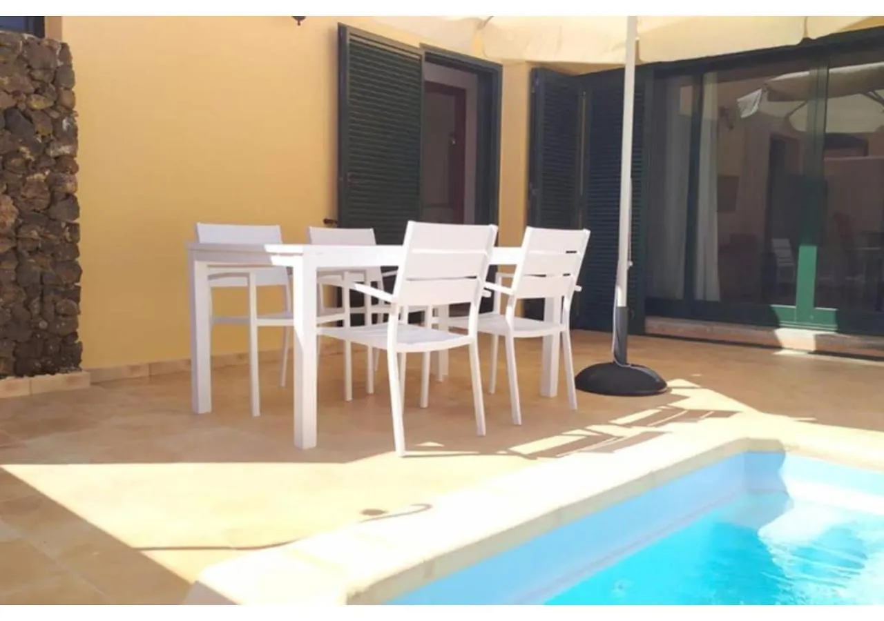 Anahi Homes Corralejo- Villa Dracacena 14 La Oliva